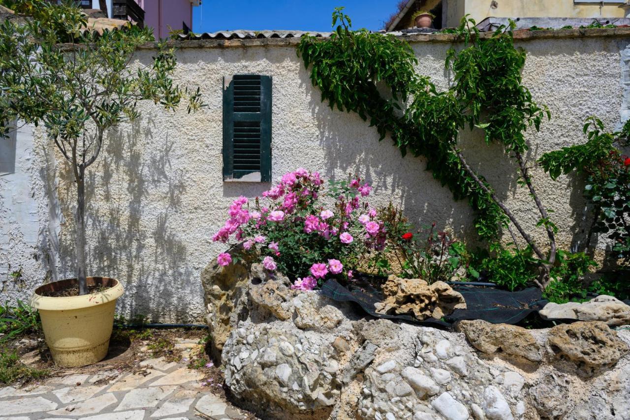 Harmony Corfu Apartments & Studios Bagian luar foto